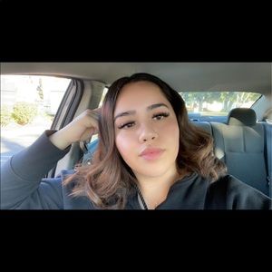 Meet your Posher, Fernanda